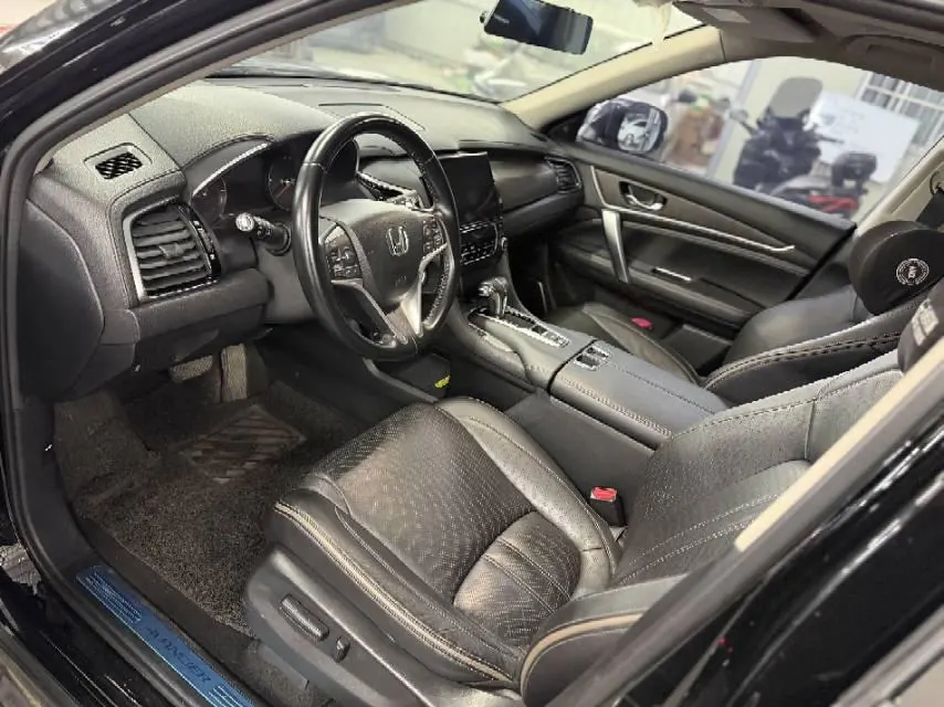 Honda 2020 Crown Road 1.5T Stepless 240TURBO Two-Drive Smart Edition Automatic Gear 4