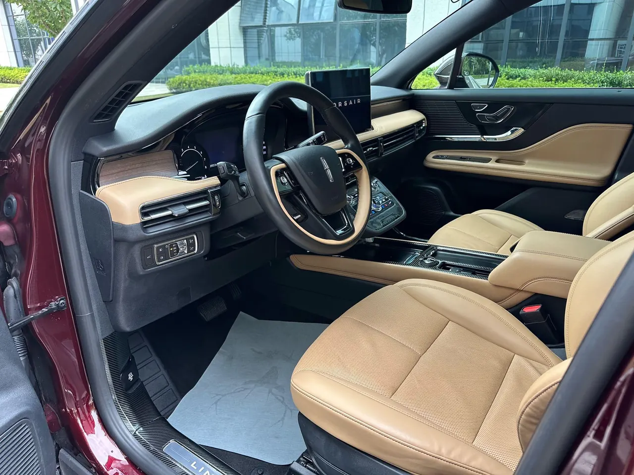 Lincoln 2020 adventurer 2.0T two-wheel drive elegant version of automatic gear 2