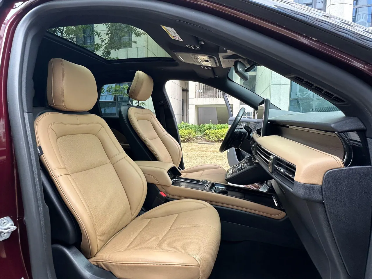 Lincoln 2020 adventurer 2.0T two-wheel drive elegant version of automatic gear 4