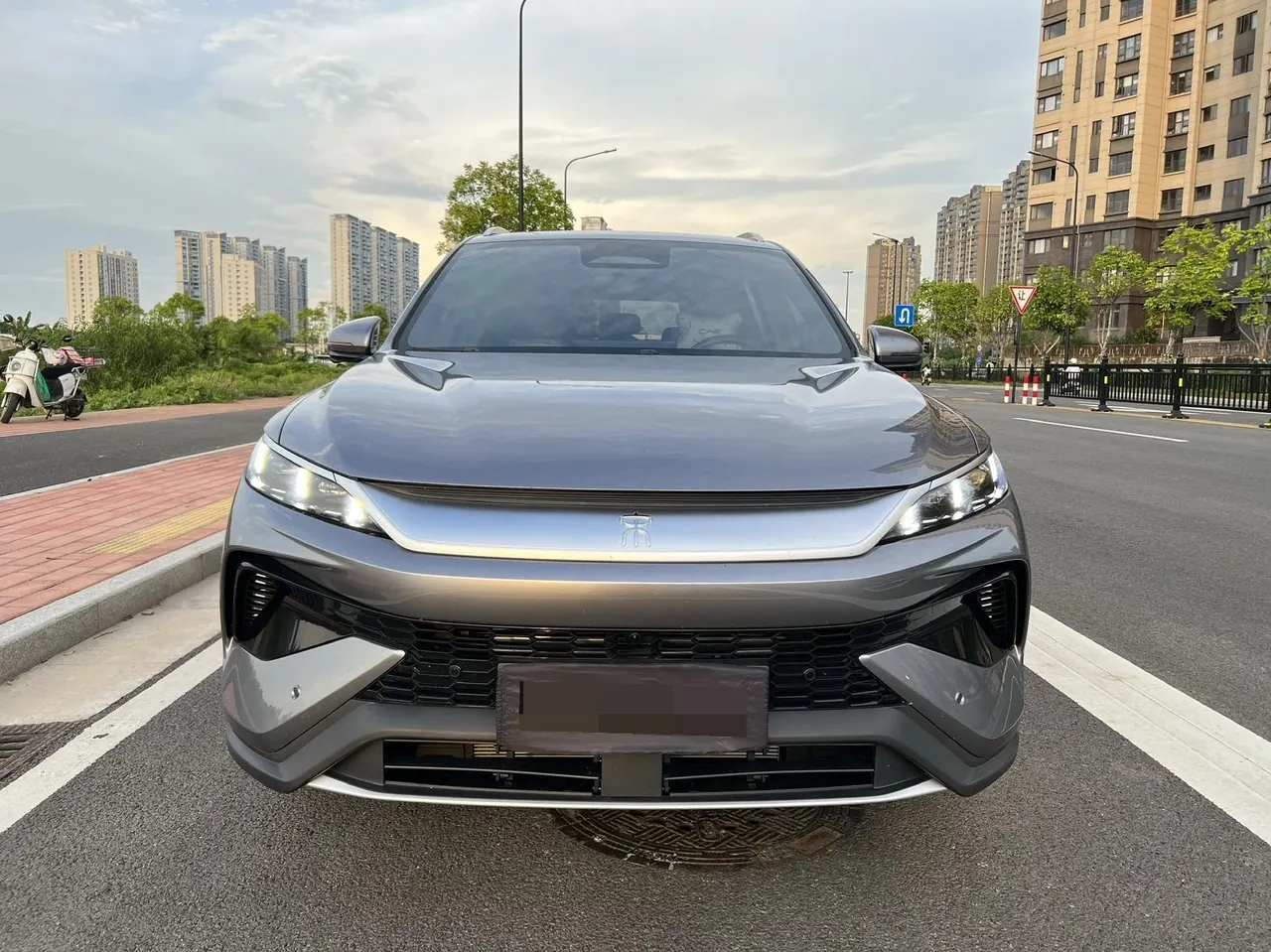 BYD Song Pro New Energy 2026 Song Pro DM-i 1.5 Stepless 133KM Excellent Automatic Gear 2