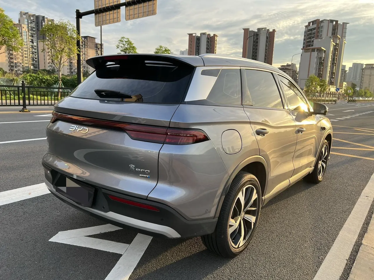 BYD Song Pro New Energy 2026 Song Pro DM-i 1.5 Stepless 133KM Excellent Automatic Gear 9