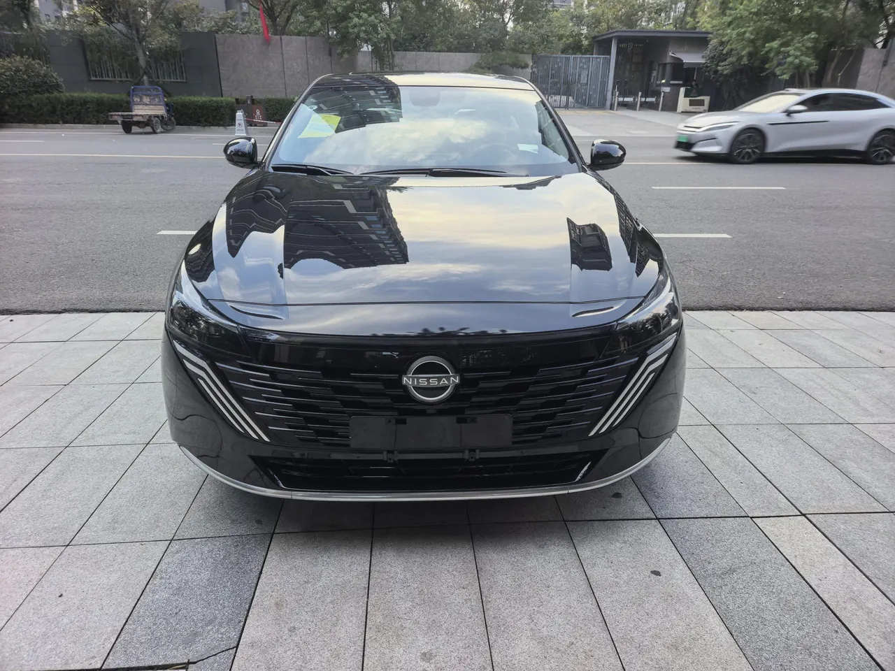 Nissan 2026 Teana 2.0 Stepless Hongmeng Cockpit Comfort Edition Automatic Gear 8