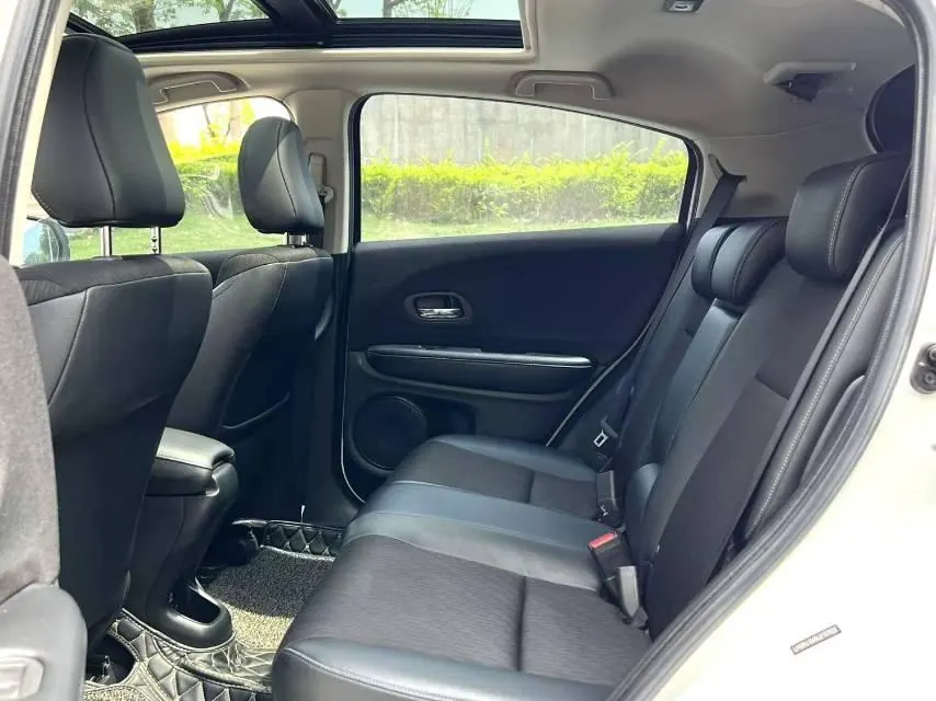 Honda 2020 Binzhi 1.5 stepless luxury automatic transmission 4