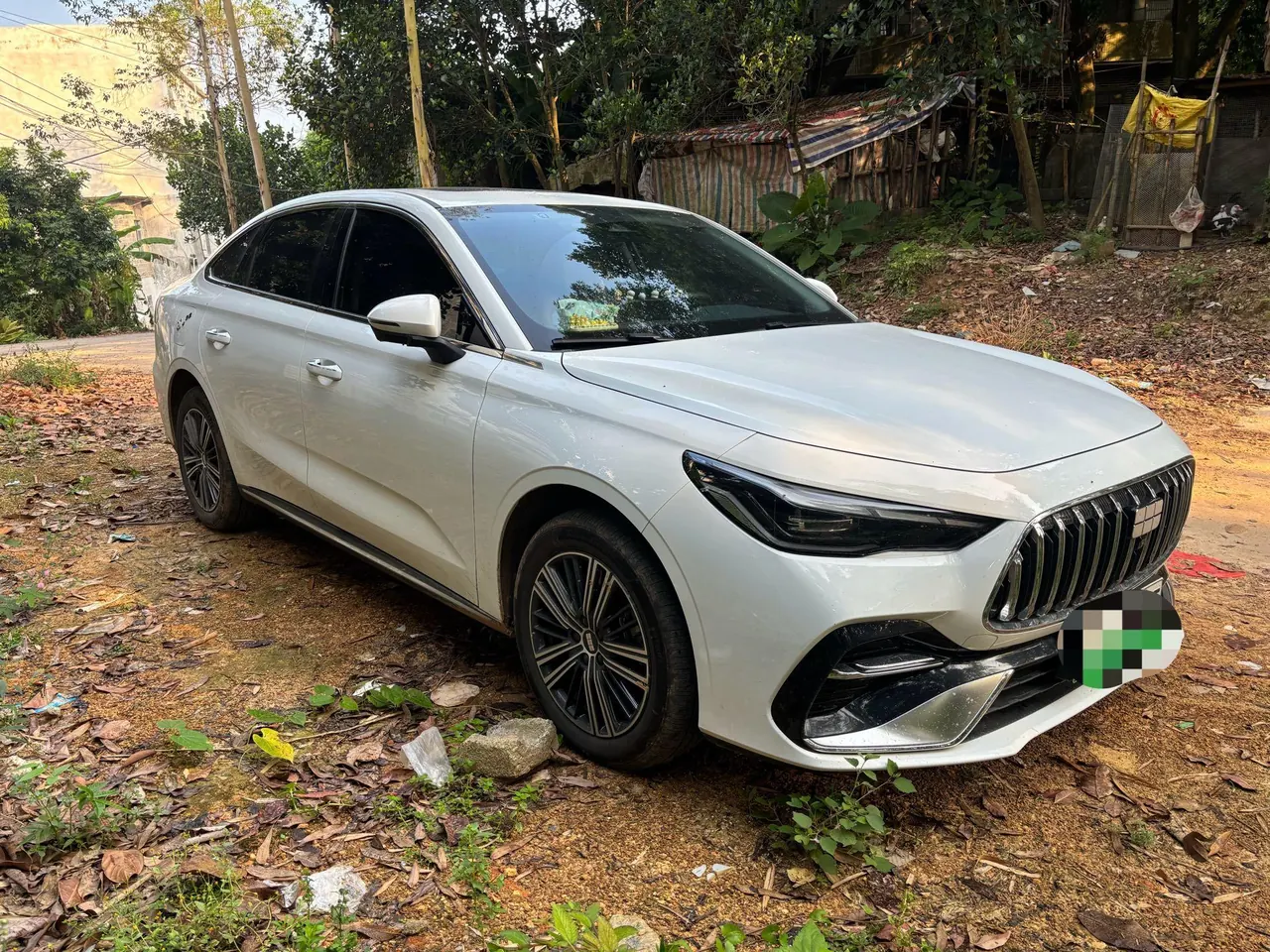 Geely Galaxy 2025 xingyao 6 EM-i 1.5 125km exploration version automatic gear 2