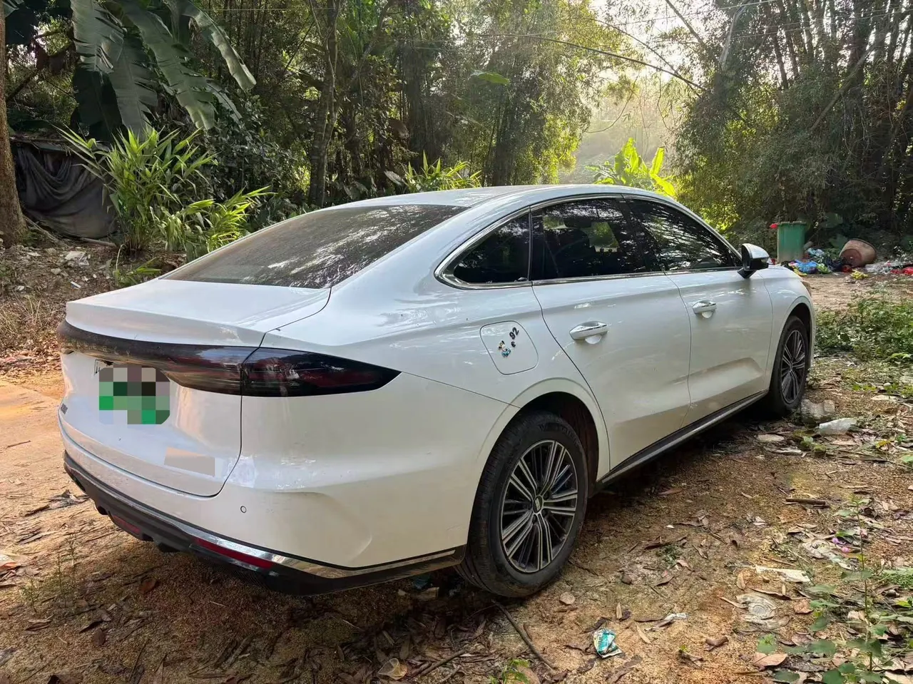 Geely Galaxy 2025 xingyao 6 EM-i 1.5 125km exploration version automatic gear 4