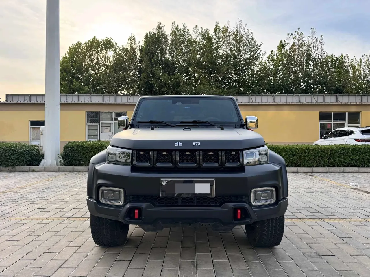 Beijing 2021 BJ40 2.3T Four-wheel Drive Blade Hero Edition Extreme Automatic Gear 2