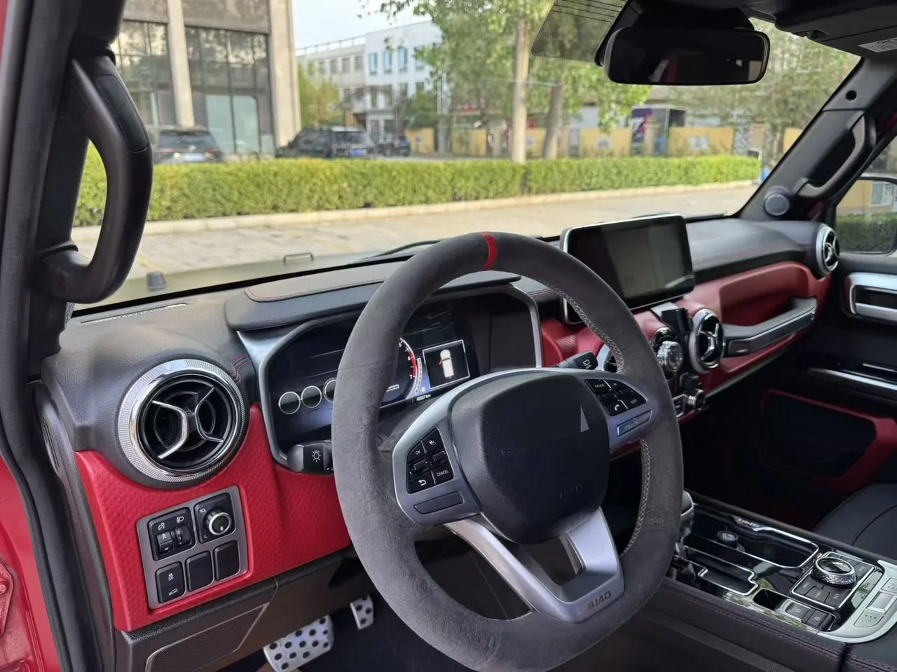 Beijing 2021 BJ40 2.3T Four-wheel Drive Blade Hero Edition Extreme Automatic Gear 7