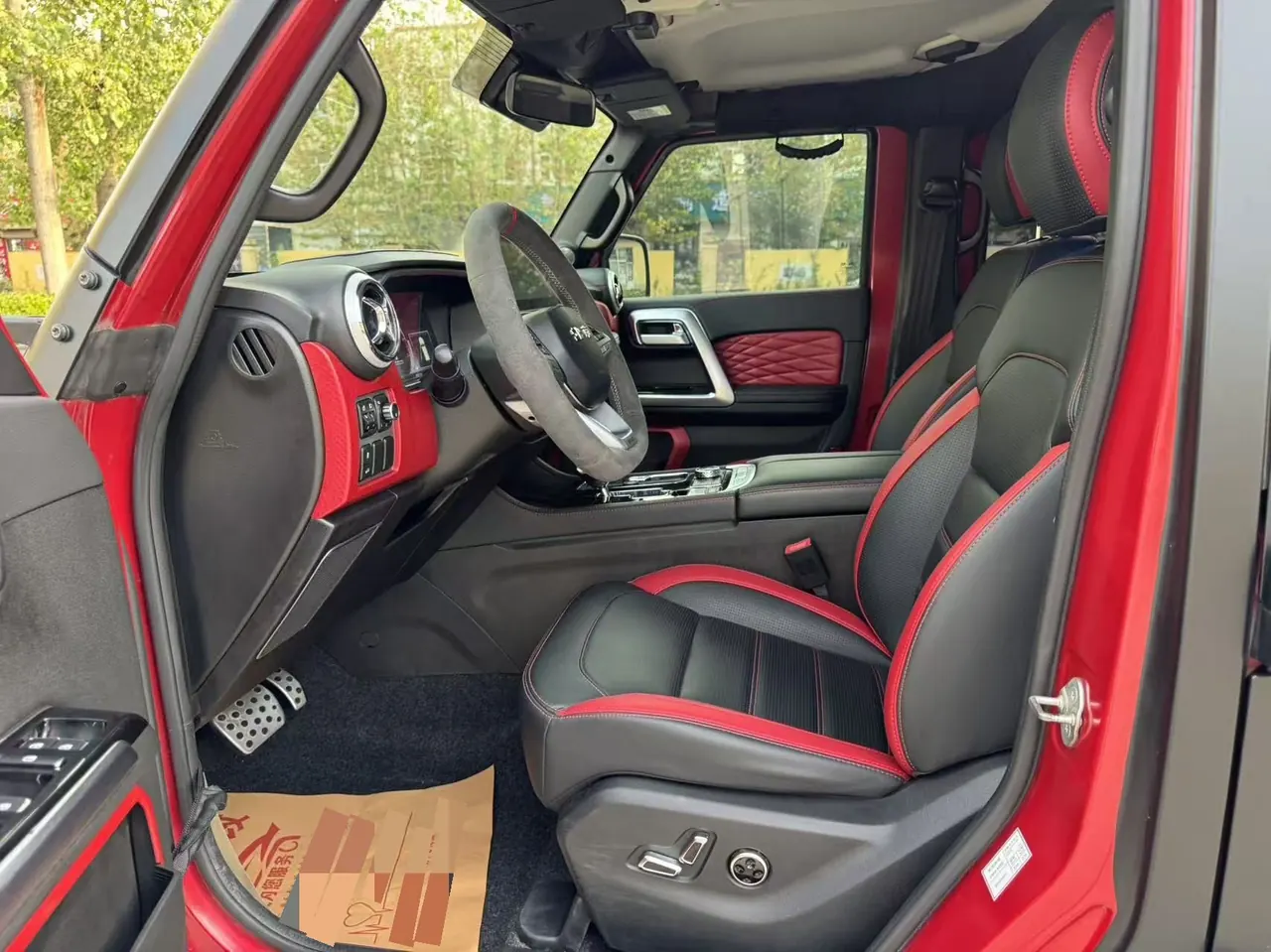 Beijing 2021 BJ40 2.3T Four-wheel Drive Blade Hero Edition Extreme Automatic Gear 8