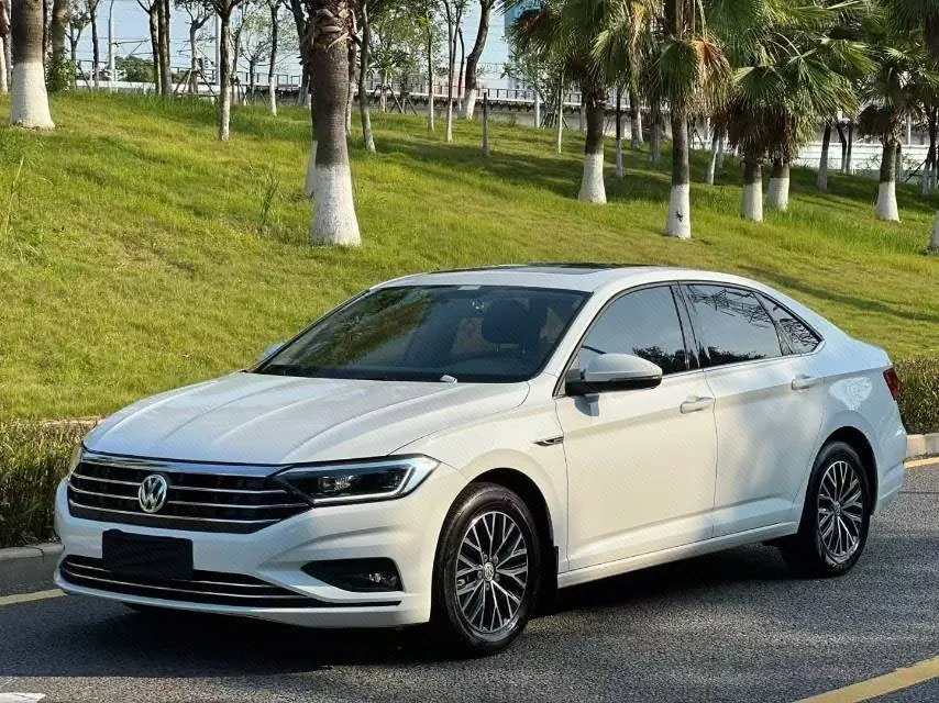 Open image lightbox: Volkswagen 2020 Sagitar 1.2TSI 200TSI Fashion Automatic
