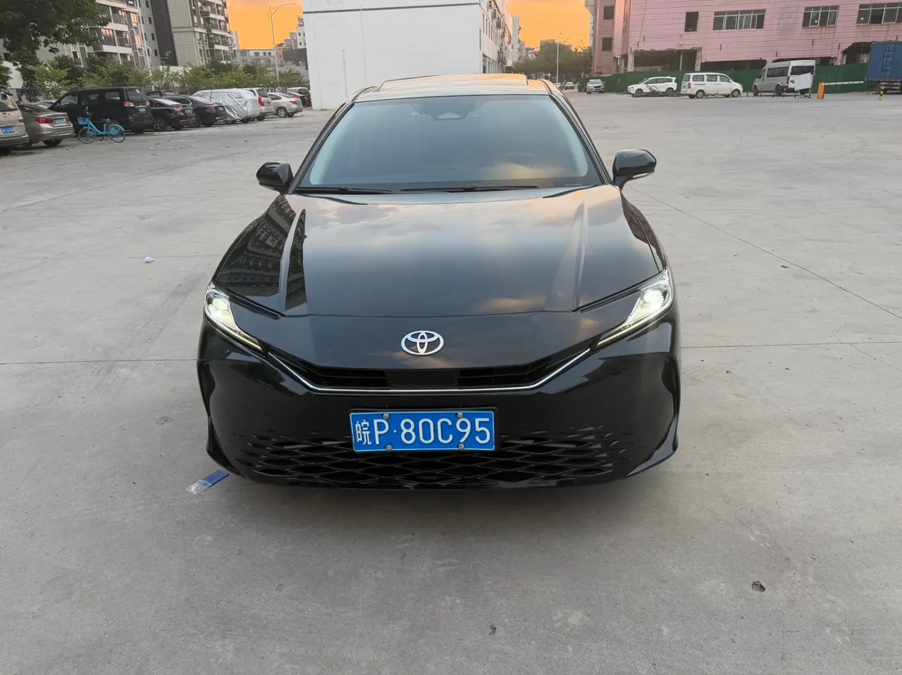 Toyota 2026 Camry Dual Engine 2.0HGVP Stepless Deluxe Automatic Gear 4