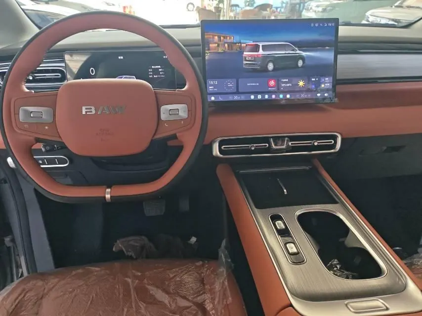 BAIC 2026 Ruisheng M8 extended range version 230 exclusive 7-seat automatic gear 2