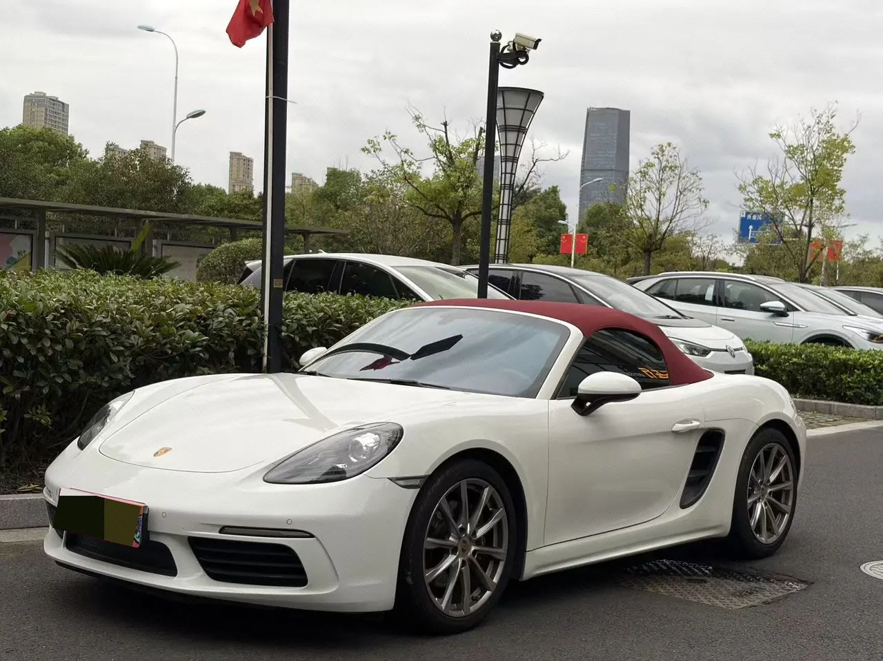 Open image lightbox: Porsche 718 (Imported) 2020 718 Boxer 2.0T Automatic