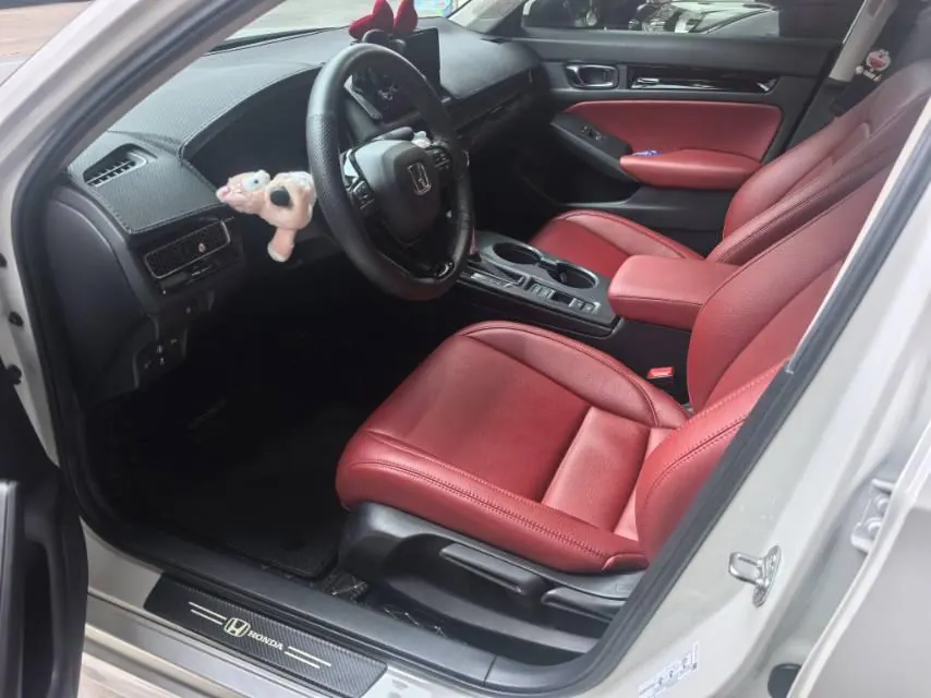 Honda 2023 Civic 1.5T CVT 240TURBO Sporty Edition Automatic 5