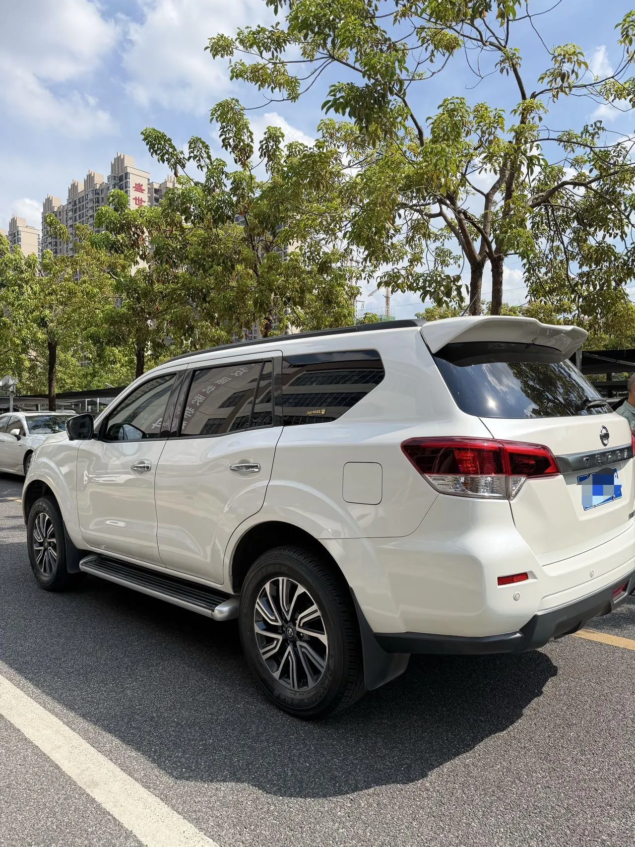 Nissan 2020 Tuda 2.5 Four-wheel Drive Deluxe Edition Automatic Transmission 4