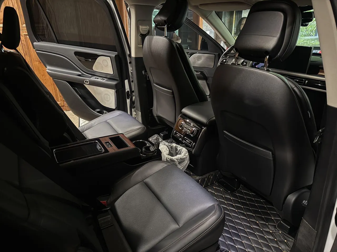 Lincoln 2020 Aviator 3.0T V6 4-wheel Drive Premium Edition Automatic Gear 7