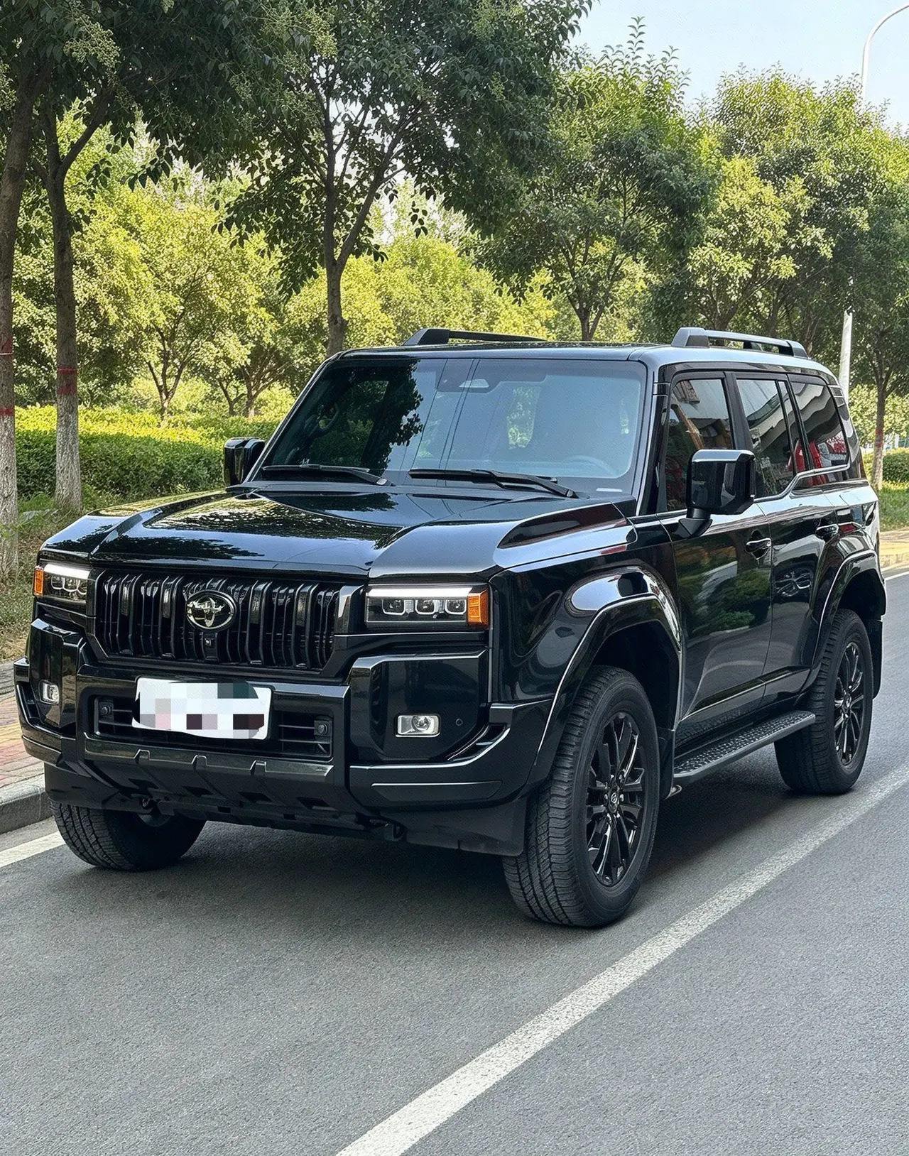 Открыть галерею: Toyota 2026 Prado HEV 2.4T Flagship VX Edition 5-seat Automatic