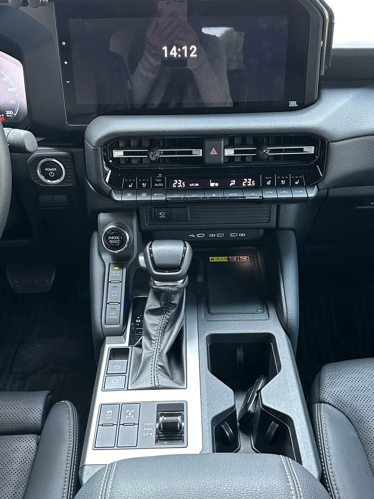 Toyota 2026 Prado HEV 2.4T Flagship VX Edition 5-seat Automatic 3