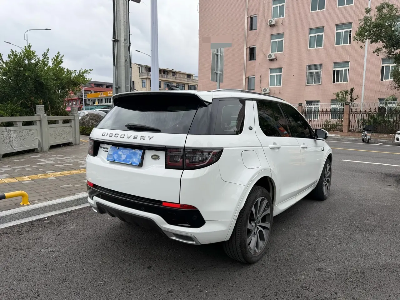 Land Rover 2020 Discovery Sports Edition 48V 2.0T 249PS R-Dynamic S Performance Edition Automatic Gear 4