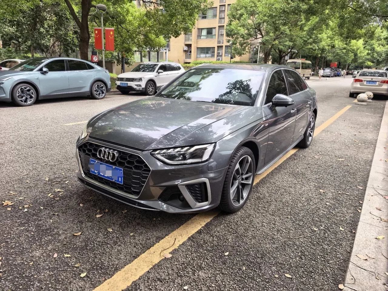 Open image lightbox: Audi 2020 A4L 2.0TFSI 40TFSI Fashion Dynamic Automatic
