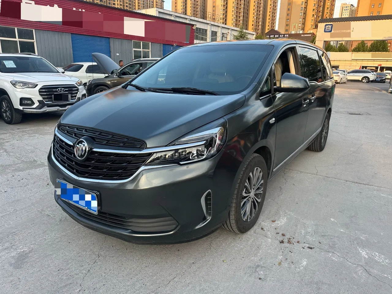 Open image lightbox: Buick 2021 GL8 Land Business Class 2.0T 652T Luxury Automatic Gear