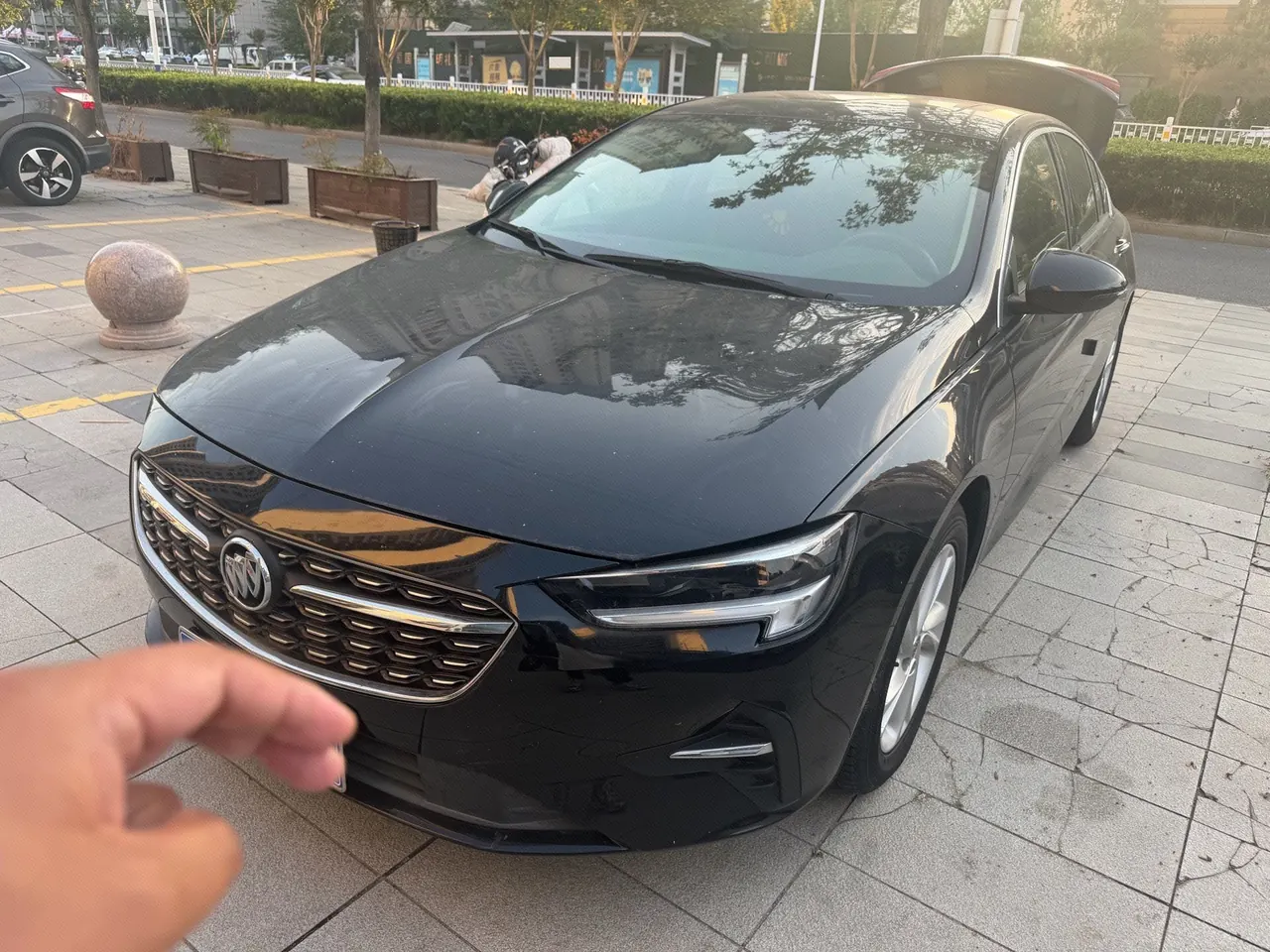 Open image lightbox: Buick 2020 Regal 1.5T 552T Luxury Automatic Gear
