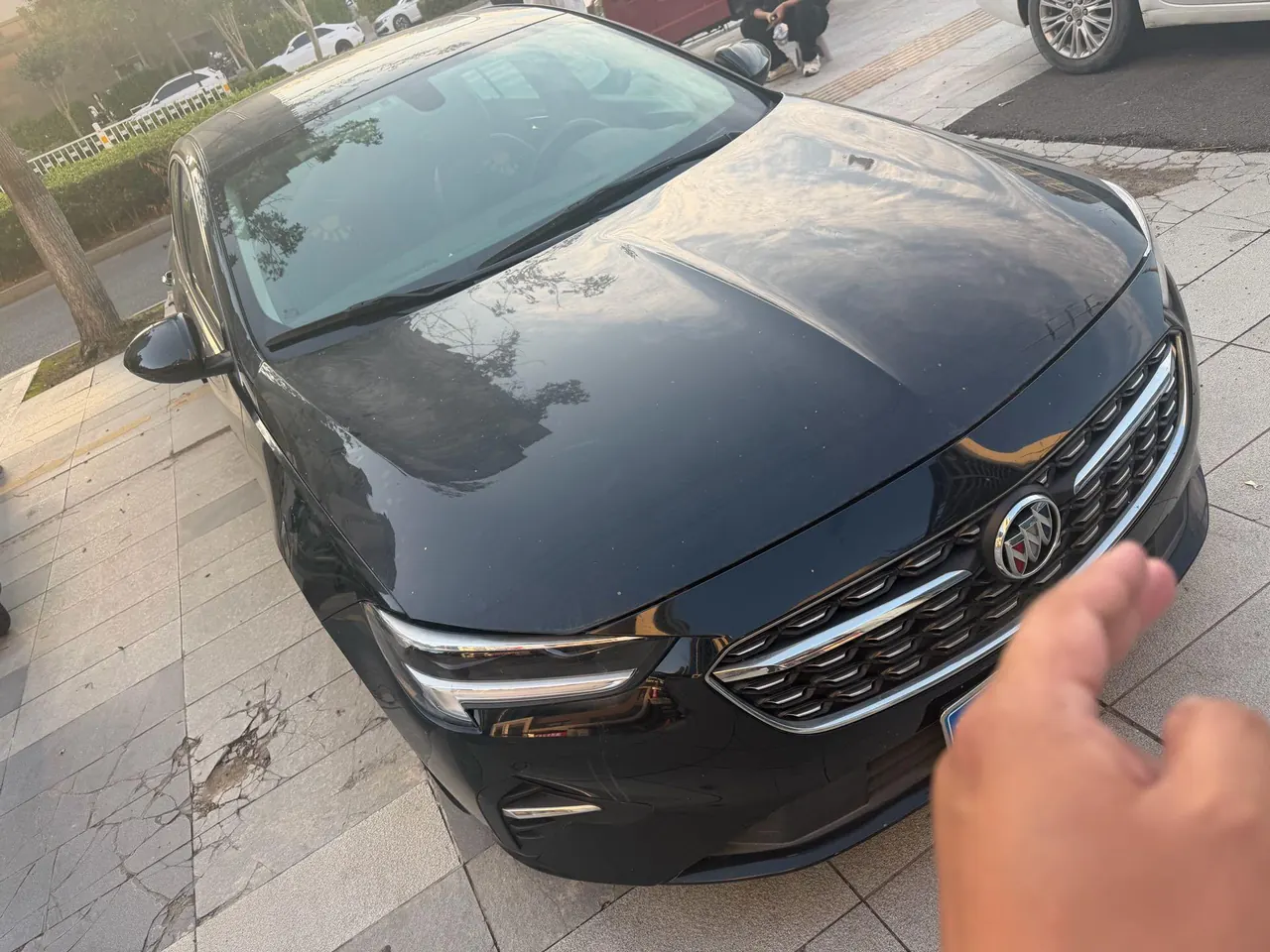 Buick 2020 Regal 1.5T 552T Luxury Automatic Gear 2
