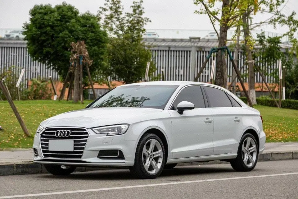Open image lightbox: Audi 2020 A3 Limousine 1.4TFSI 35TFSI aggressive automatic gear