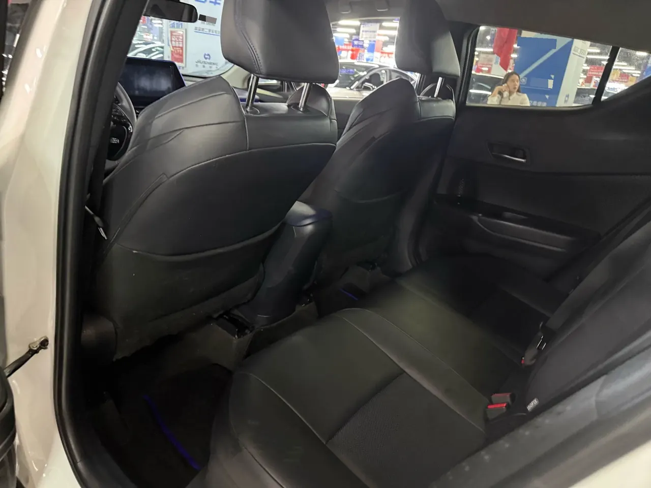 Toyota 2022 C- HR 2.0 stepless leading version of automatic gear 6