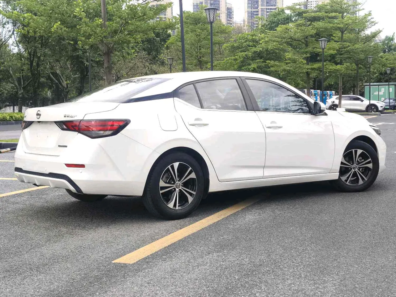 Nissan 2020 Sylphy 1.6 Stepless XL Pleasant Edition Automatic Gear 6