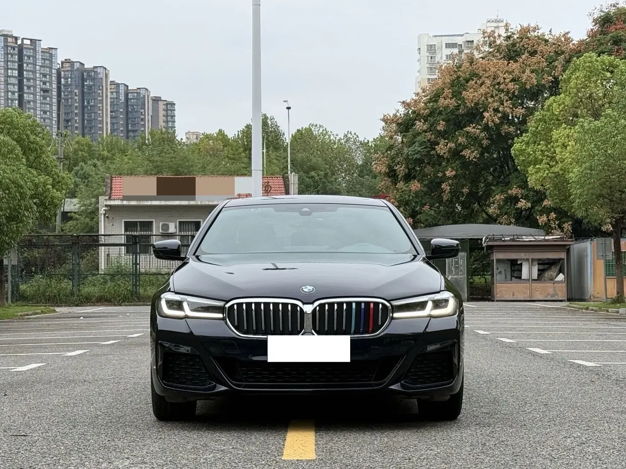 BMW 5 Series 2022 530Li 2.0T Leading M Sports Suit Automatic Gear 2