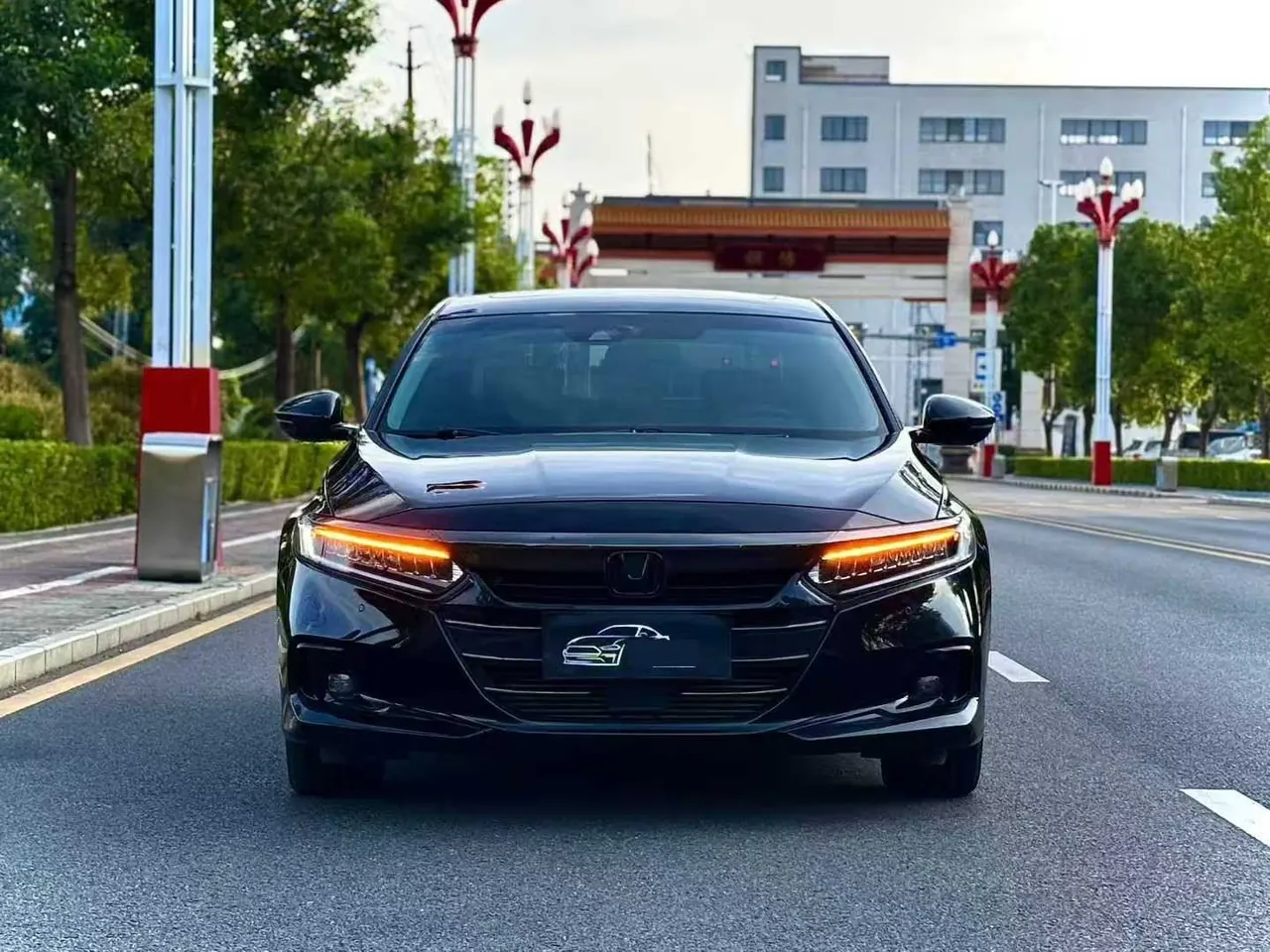 Honda 2022 10th Generation Accord 1.5T Stepless 260TURBO Magic Night Premium Edition Automatic Gear 3