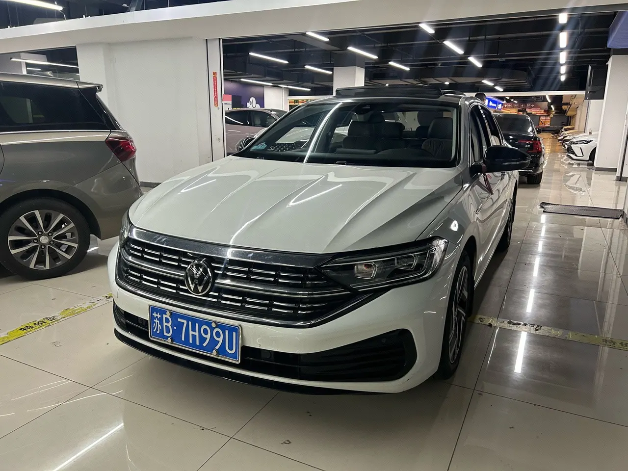Open image lightbox: Volkswagen 2022 Sagittarius 1.2TSI 200TSI Exceed Edition Automatic Gear