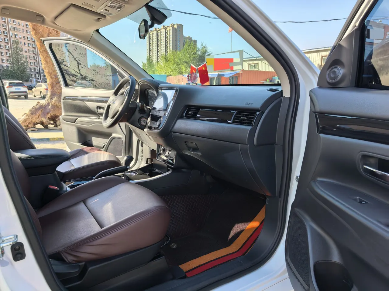 Mitsubishi 2021 Outlander 2.0 Stepless Two-Drive Smooth Edition 5-seat (Changed) Automatic Gear 7