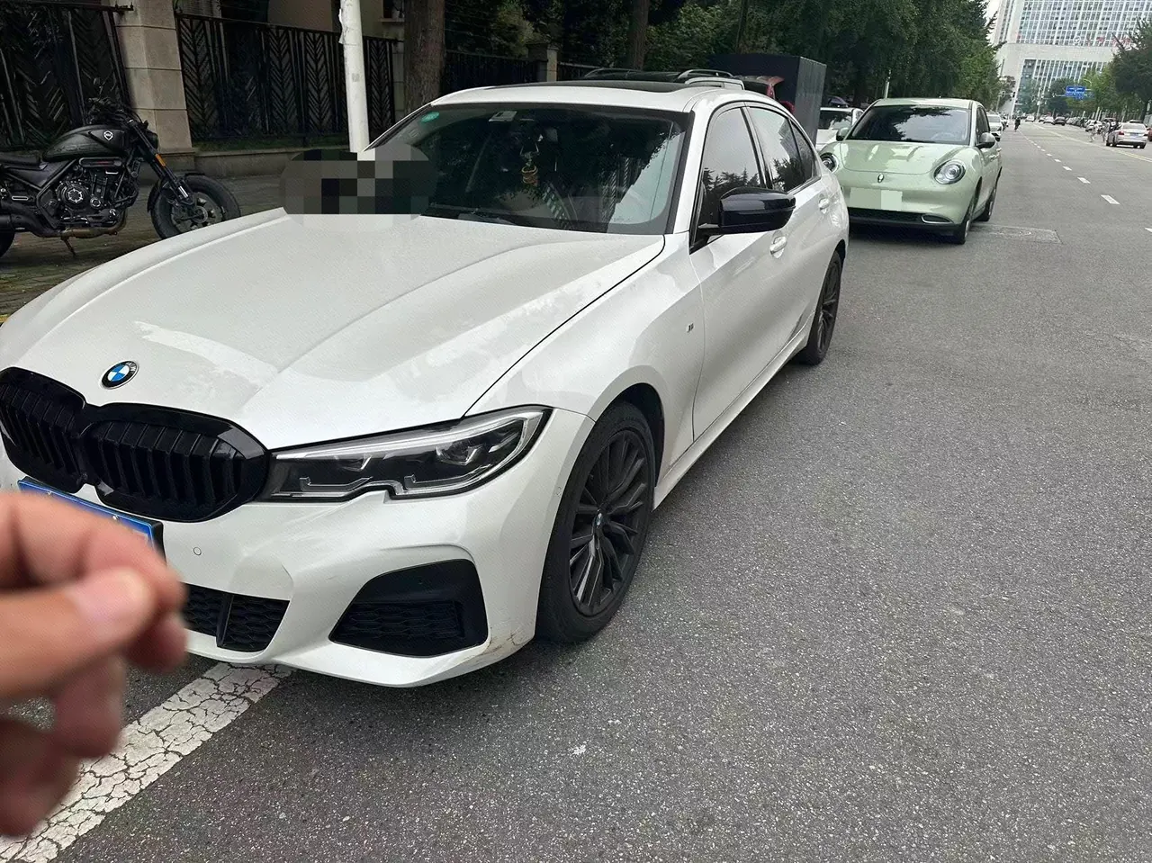 Open image lightbox: BMW 3 Series 2020 325Li 2.0T M Sports Obsidian Night Edition Automatic Gear