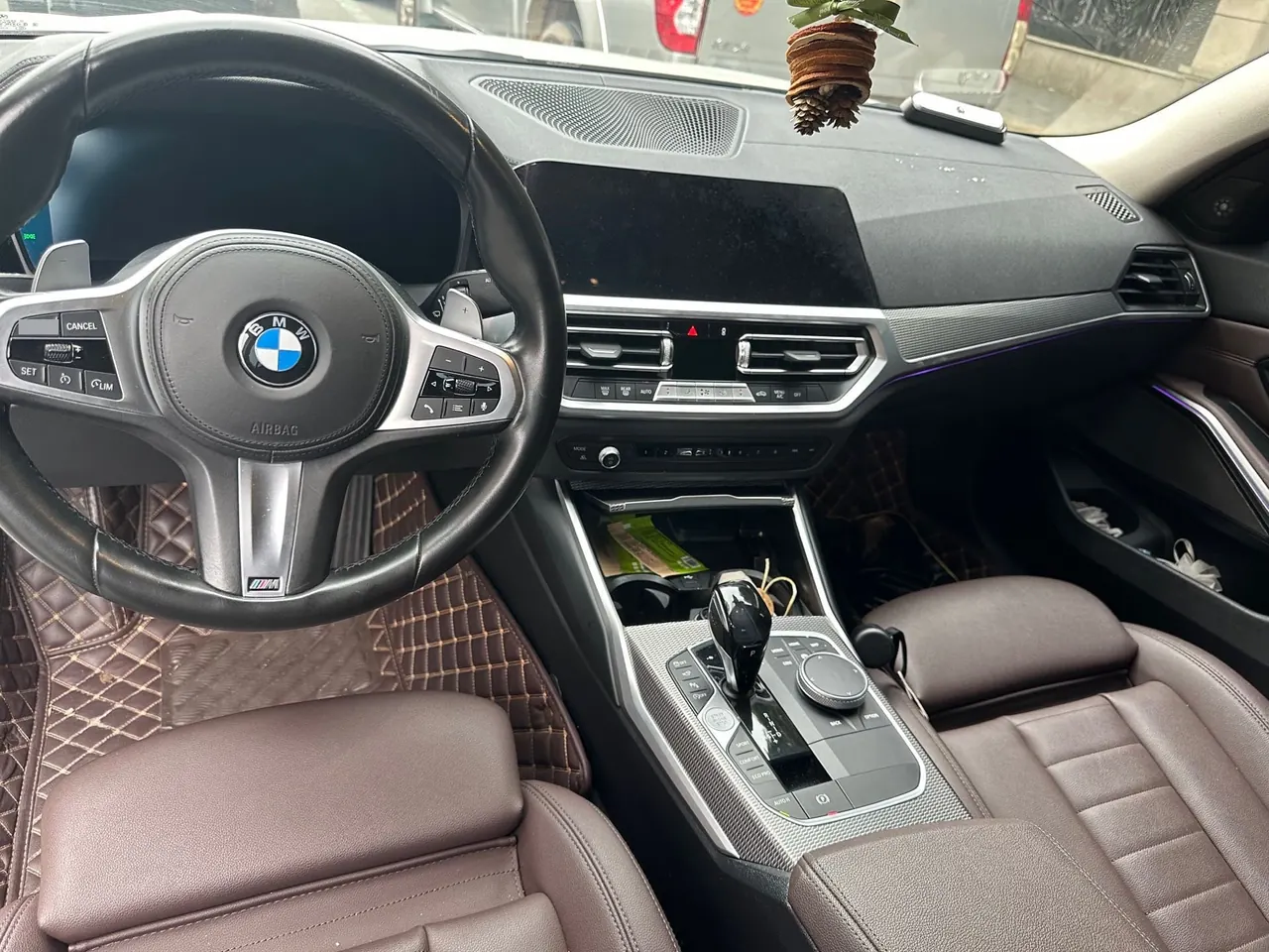 BMW 3 Series 2020 325Li 2.0T M Sports Obsidian Night Edition Automatic Gear 4