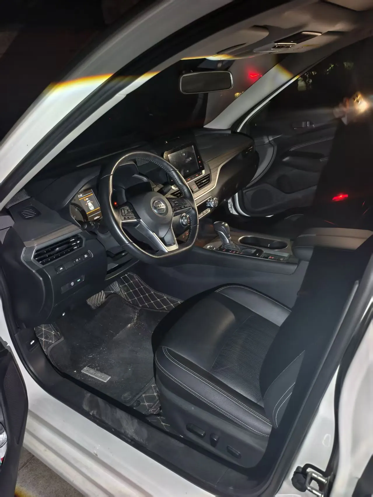 Nissan 2021 Teana 2.0 Stepless XL Comfort Edition Automatic Gear 2