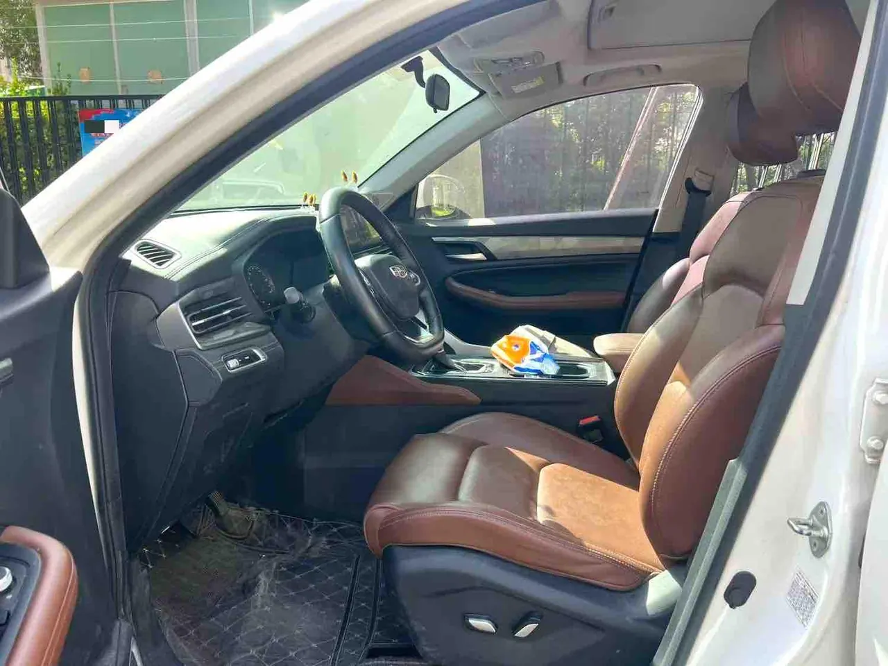Geely Vision SUV(X6) 2021 Vision X6 Pro 1.4T Premium Automatic 6