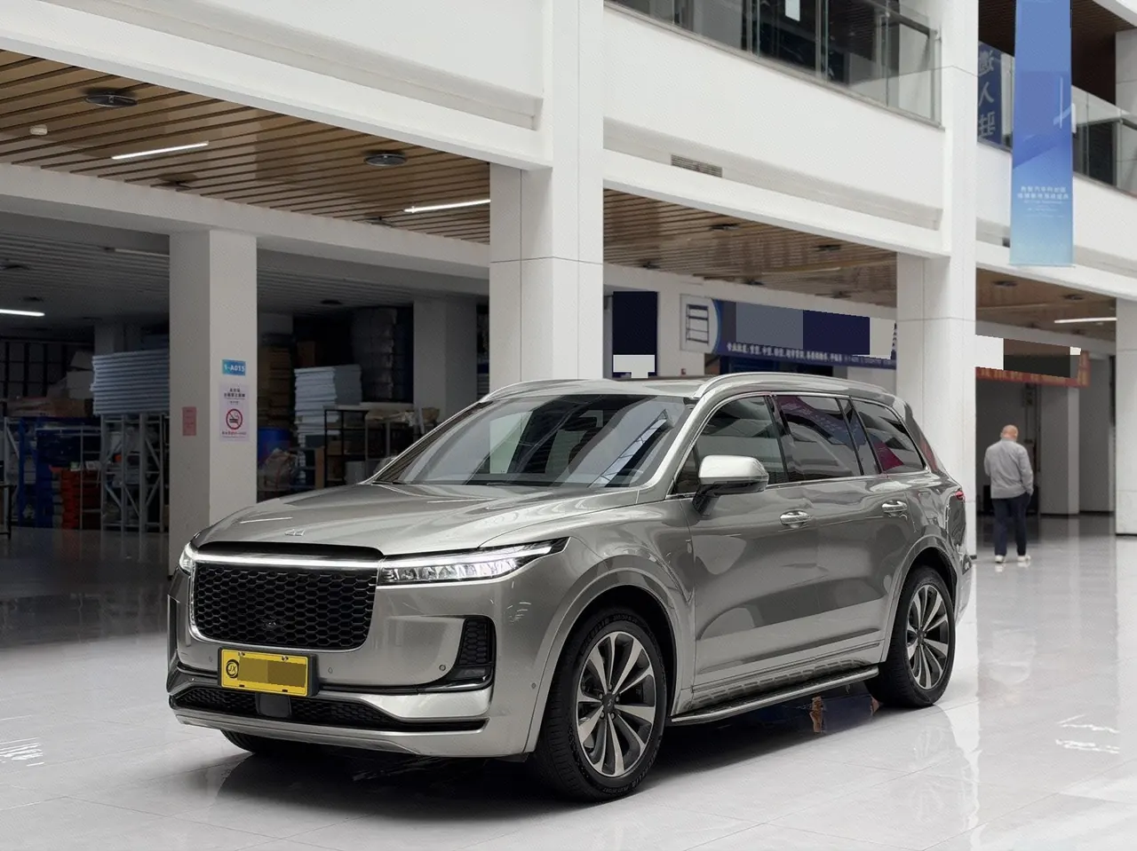 Open image lightbox: Li 2021 ONE 1.2T extended range 6-seat automatic gear