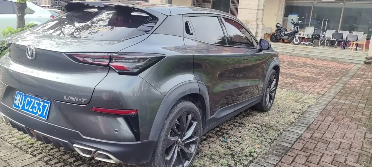 ChangAn 2020 UNI-T 1.5T honorable automatic gear 3