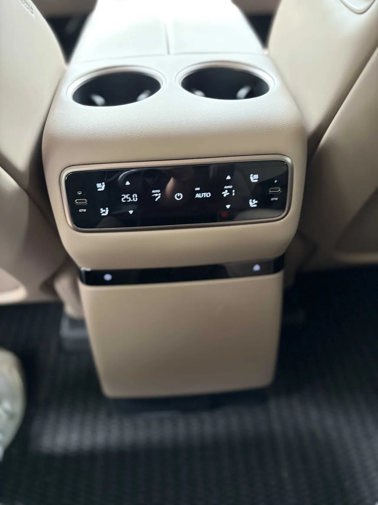 Li 2025 i8 Standard Edition Automatic Gear 7