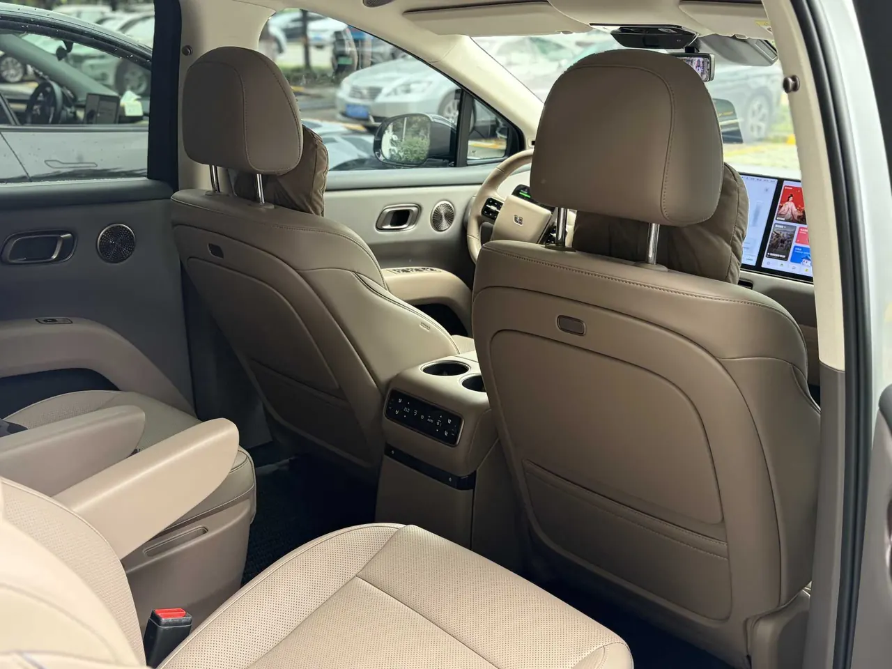 Li 2025 i8 Standard Edition Automatic Gear 8