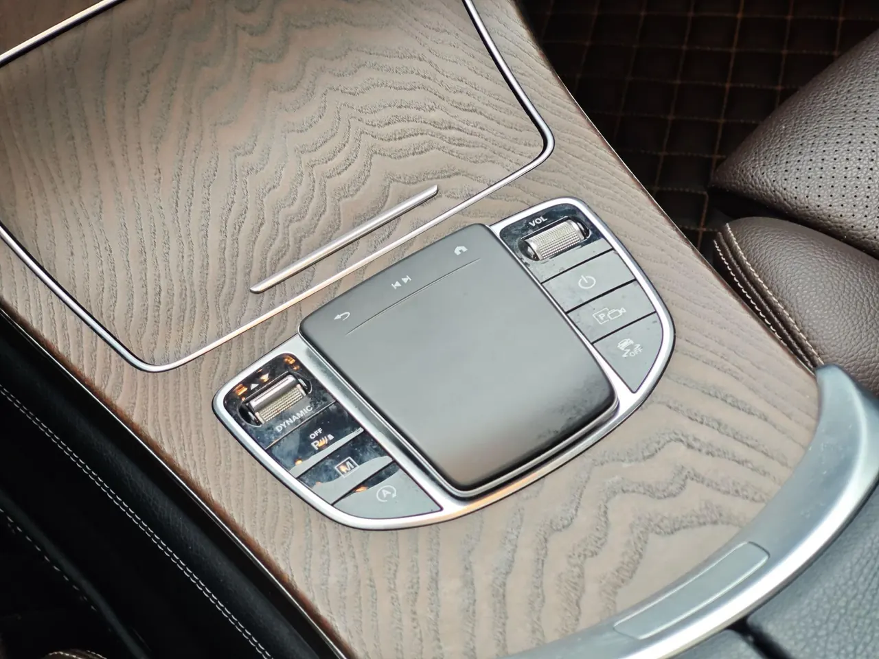 Mercedes Benz 2020 GLC 260 L 4MATIC 2.0T Luxury (Modified) Automatic Gear 5