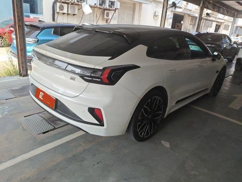 Zeekr 2024 Zeekr 001 YOU version 100kWh four-wheel drive automatic gear 3
