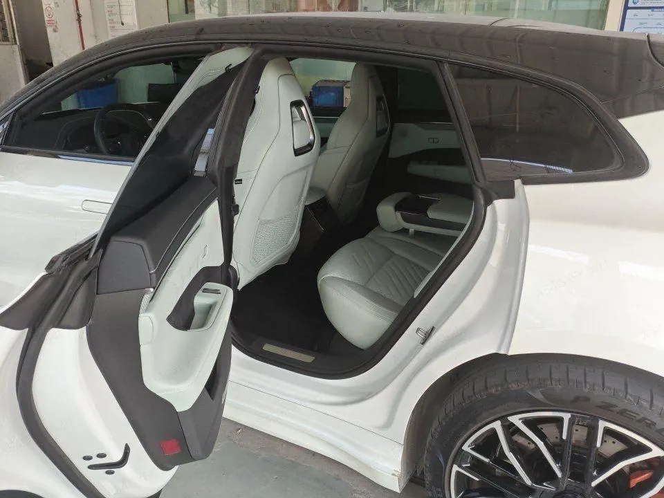 Zeekr 2024 Zeekr 001 YOU version 100kWh four-wheel drive automatic gear 6