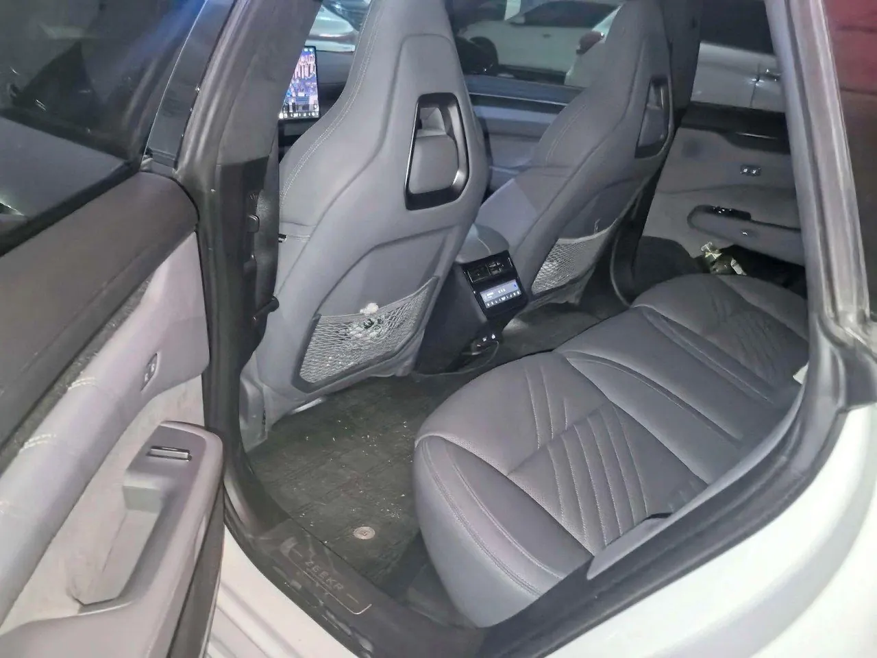 Zeekr 2024 Zeekr 001 WE Edition 95kWh Four-wheel Drive Automatic 8