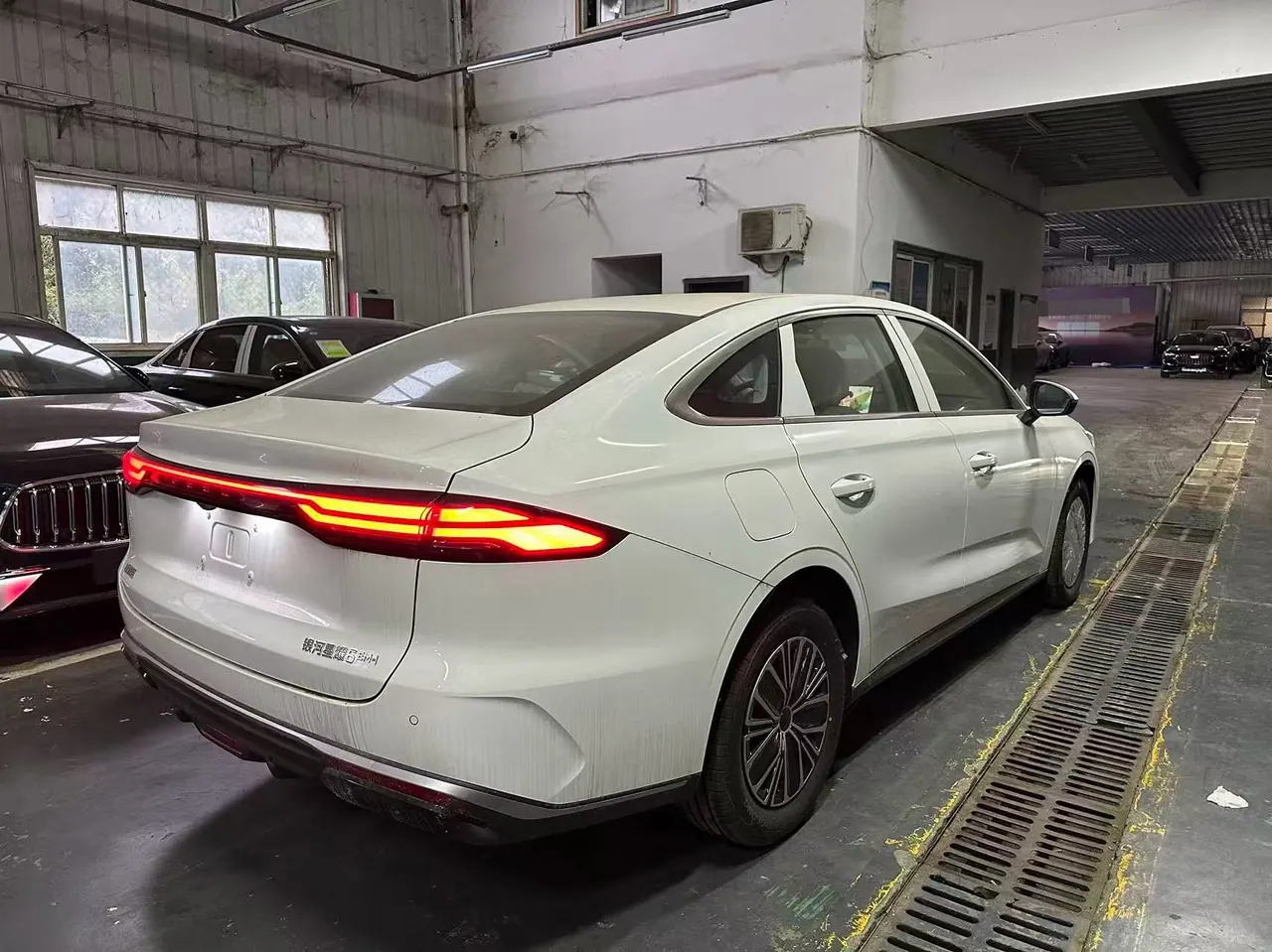 Geely Galaxy 2025 xingyao 6 EM-i 1.5 60km sailing version of automatic gear 7