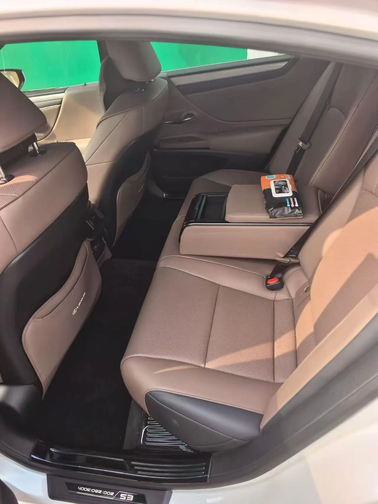 Lexus ES (Imported) 2025 ES200 2.0 Stepless Edition Automatic Gear 4