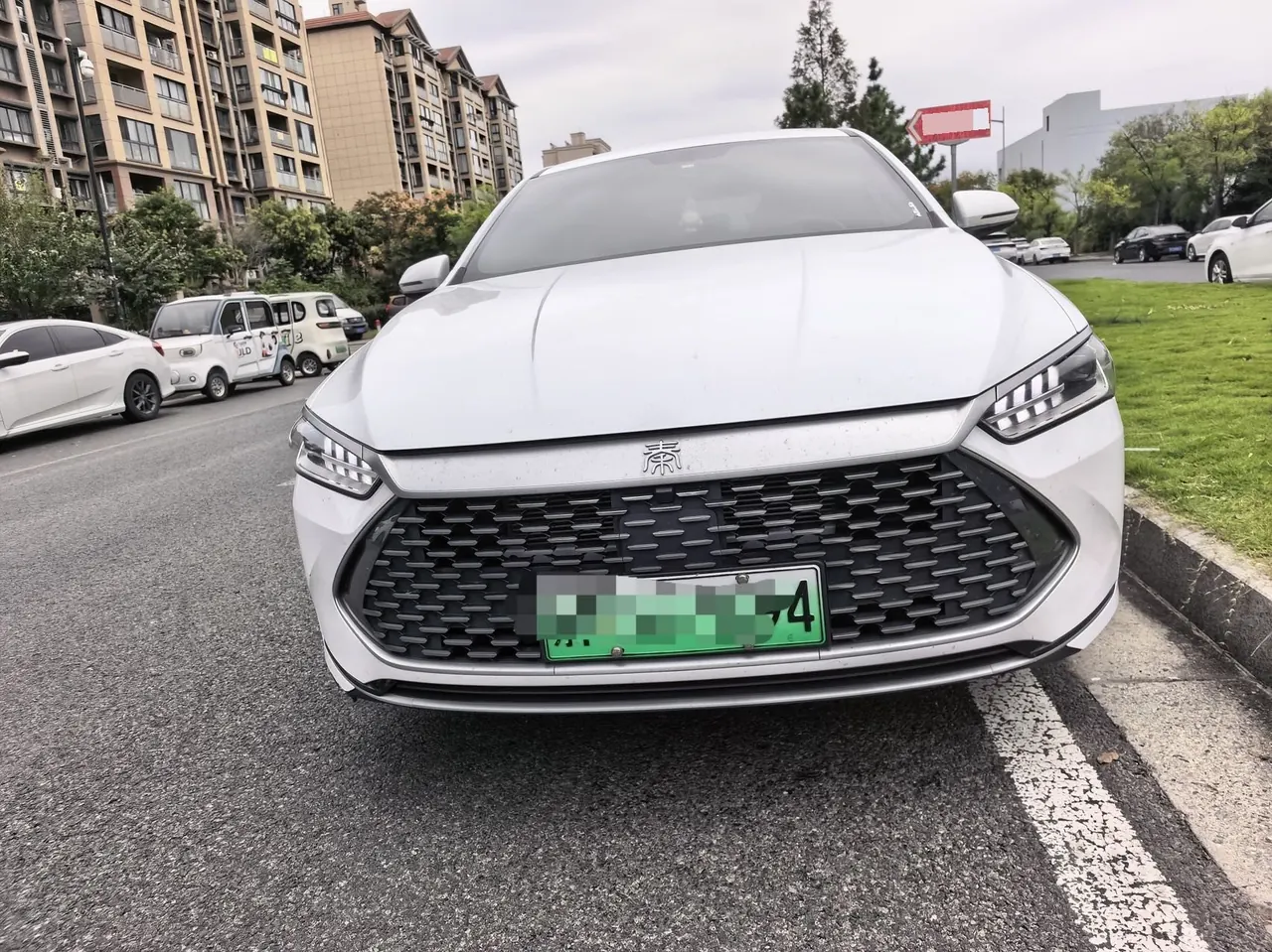 BYD 2024 Qin PLUS DM-i 1.5 stepless glory version 55KM Exceed automatic gear 2