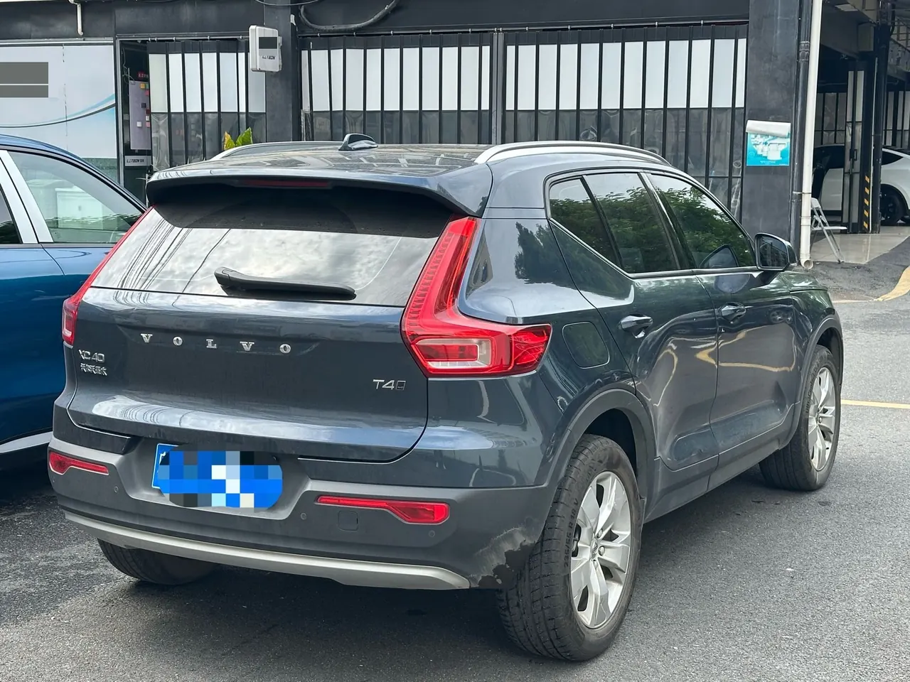 Volvo 2021 XC40 2.0T T4 four-wheel drive smart fashion version of automatic gear 2