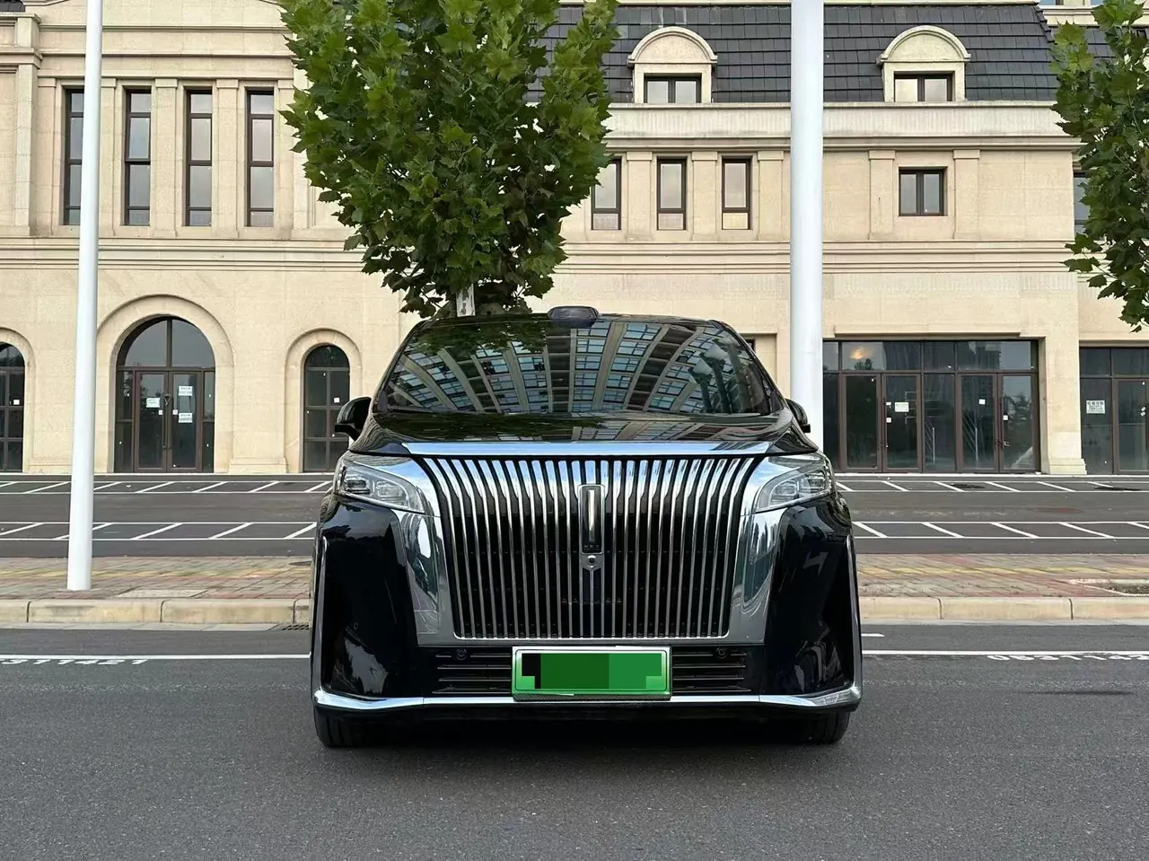 WEY 2025 VV7 Hi4 1.5T Four-Wheel-Drive Automatic Model 2